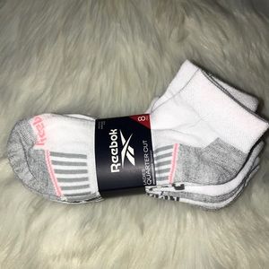 NWT REEBOK LADIES QUARTER CUT PERFORMANCE TRAINING 8 PACK